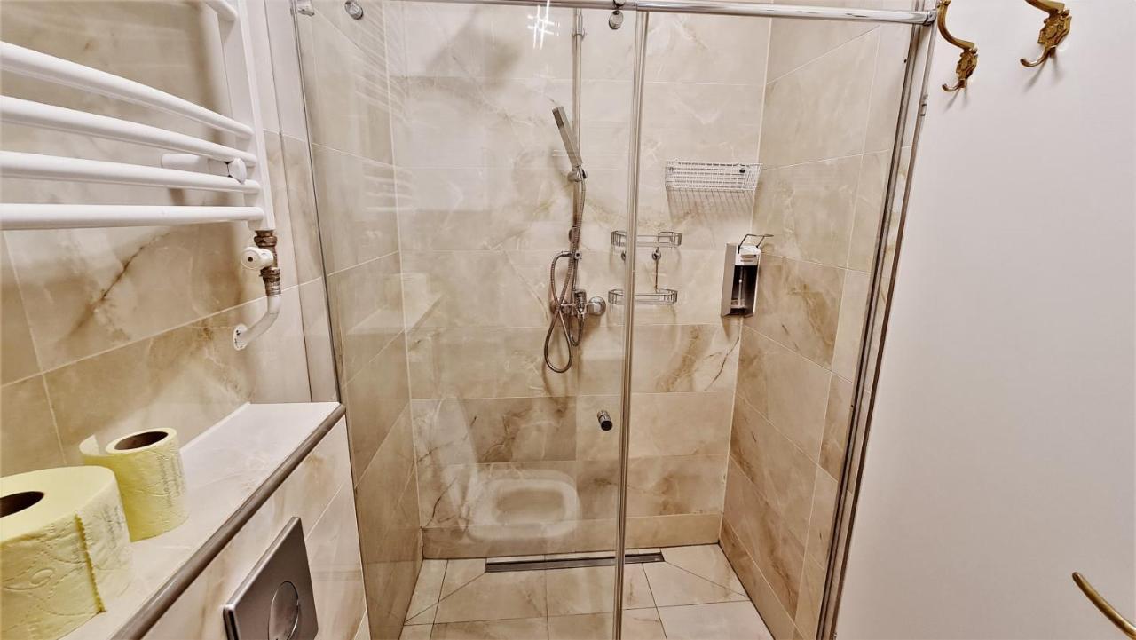 Boutique - Luxury 2 Viena